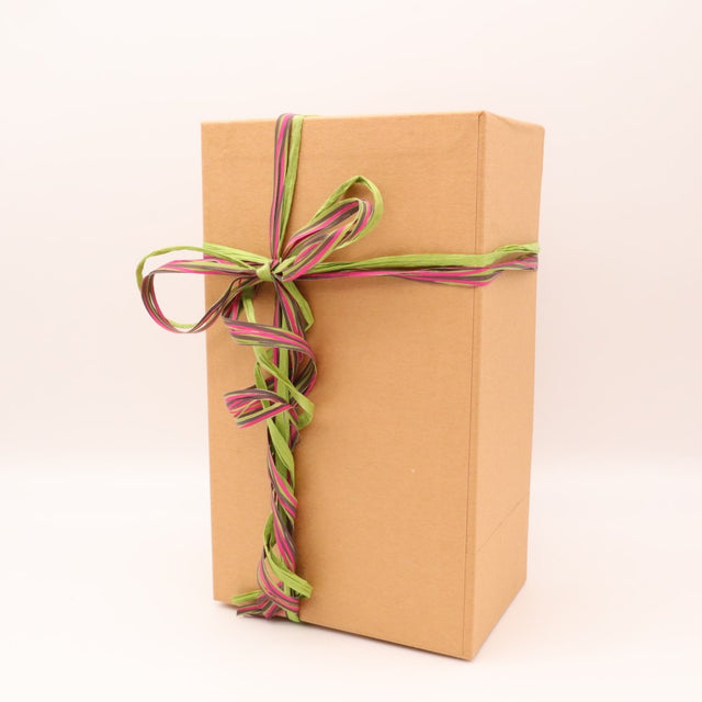 Gift wrapping (wrapping paper + ribbon)